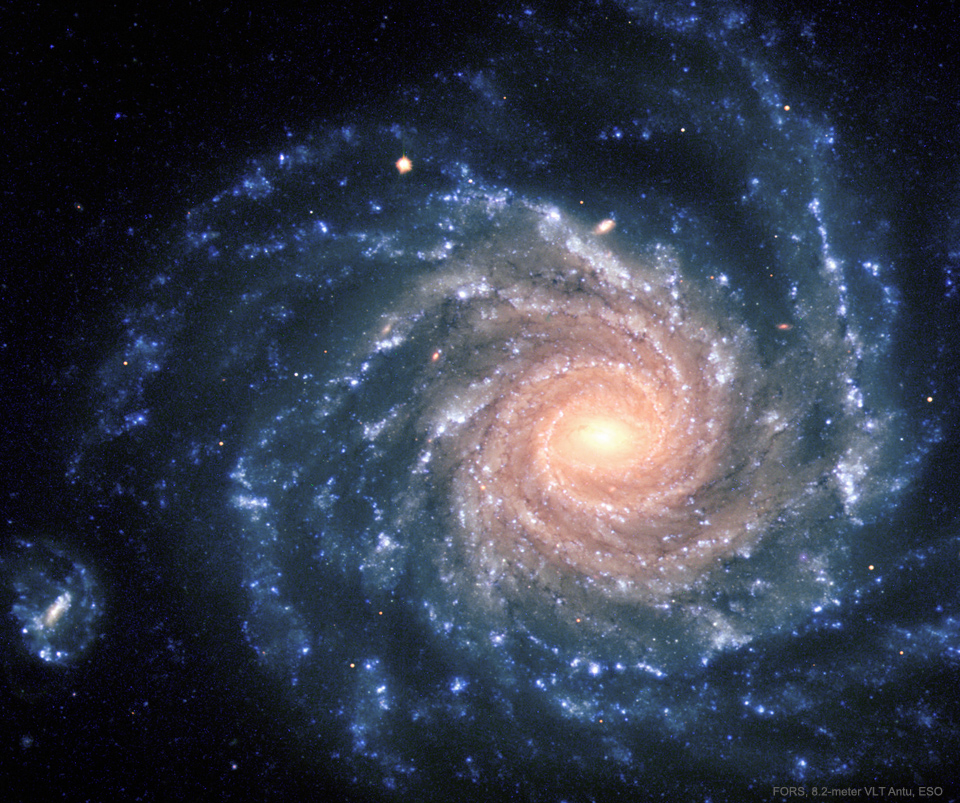 المجرة الحلزونية الكبرى NGC 1232