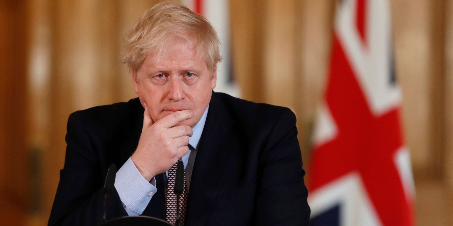 بالفيديو : رئيس الوزراء البريطاني يُعلن إصابته بفيروس كورونا