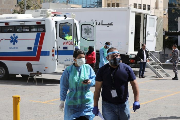 الأردن يسجل 8 إصابات جديدة بكورونا ويمدد تعطيل الوزارات والمؤسسات الحكومية