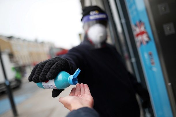 بريطانيا تسجل تراجعا في عدد الوفيات اليومية جراء فيروس كورونا