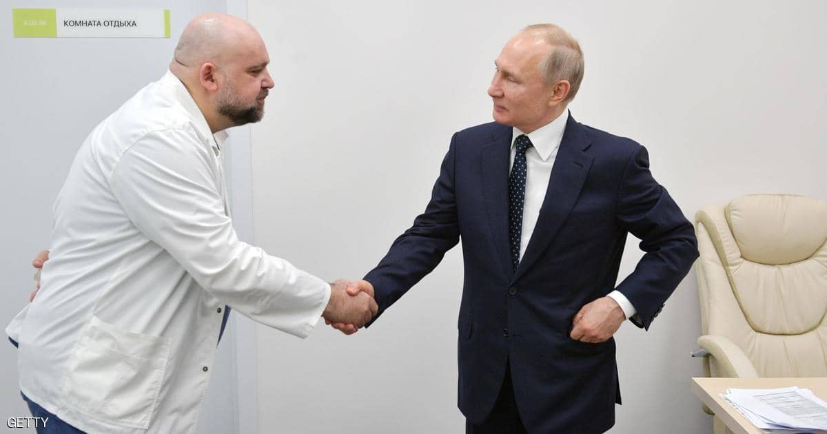 بعد واقعة طبيب “كورونا”.. بوتين يعقد الاجتماعات عبر الفيديو
