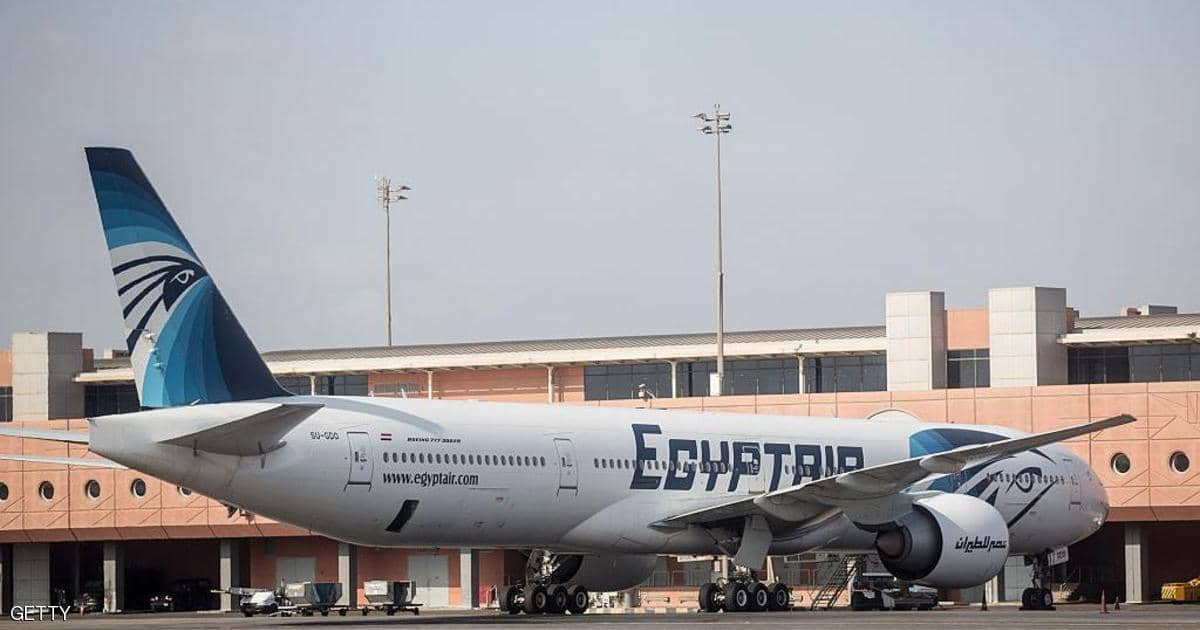 مصر للطيران تسير رحلة لإجلاء الكنديين من القاهرة
