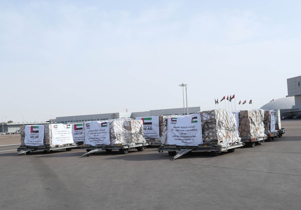 الإمارات ترسل 14 طنا من المساعدات الطبية إلى الأراضي الفلسطينية