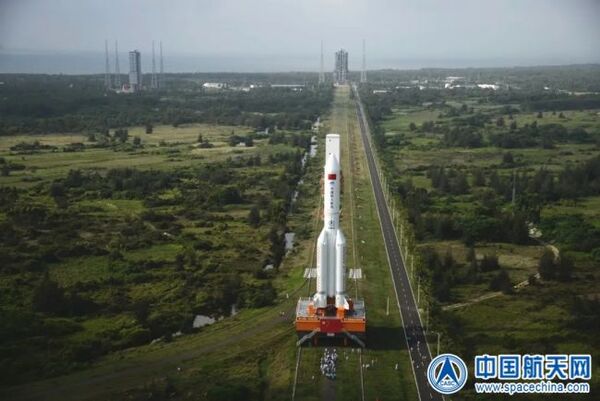الصين تنجح بإطلاق الجيل التالي من صواريخها، لونغ مارش 5 بي