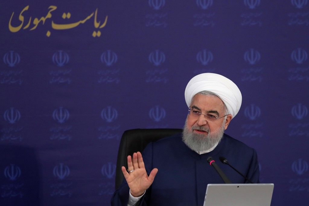 روحاني ملقياً باللوم على الشعب: لو اتبعتوا التعليمات لما استمر تفشي كورونا في إيران!