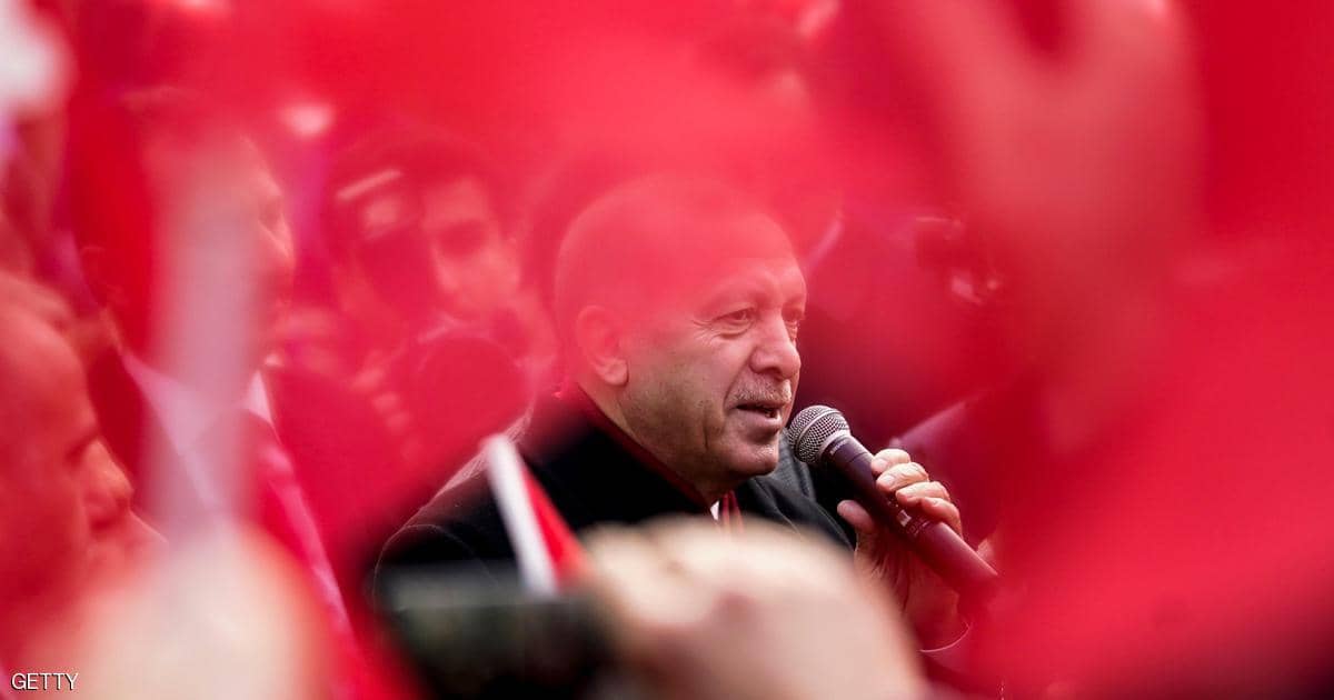 “كورونا سياسية”.. كيف قسّم أردوغان تركيا بيديه؟