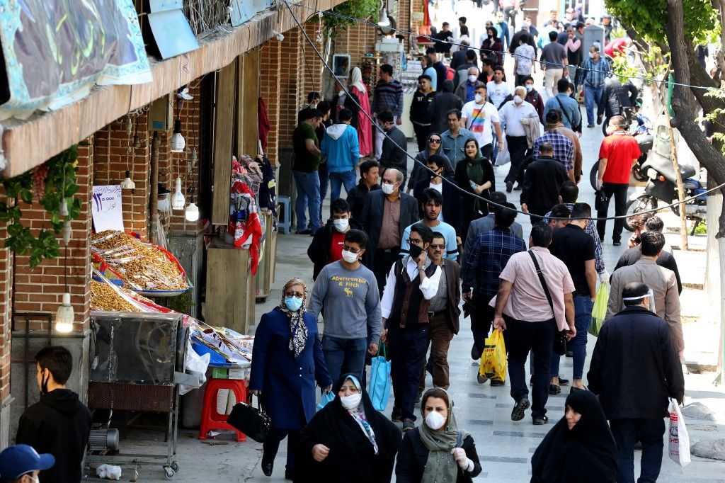 وزارة الصحة الإيرانية تصفها بالكارثة.. إحصائيات كورونا في ازدياد بعد فتح الإغلاق في البلاد