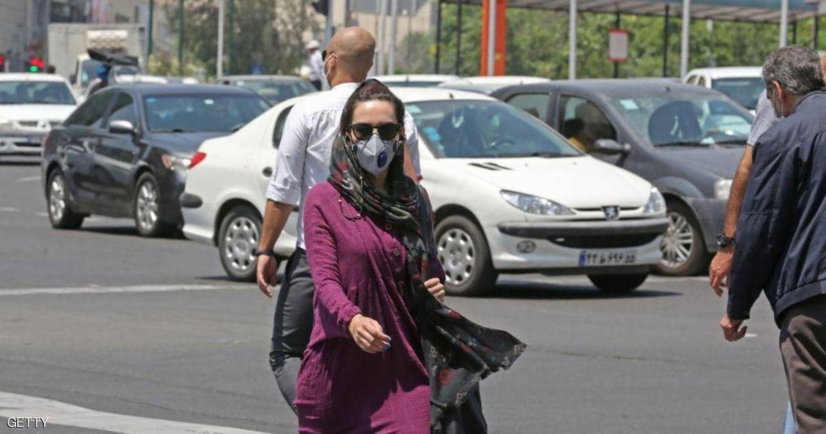 آلاف الإصابات يوميا.. إيران لا تزال عالقة في “متاهة” كورونا