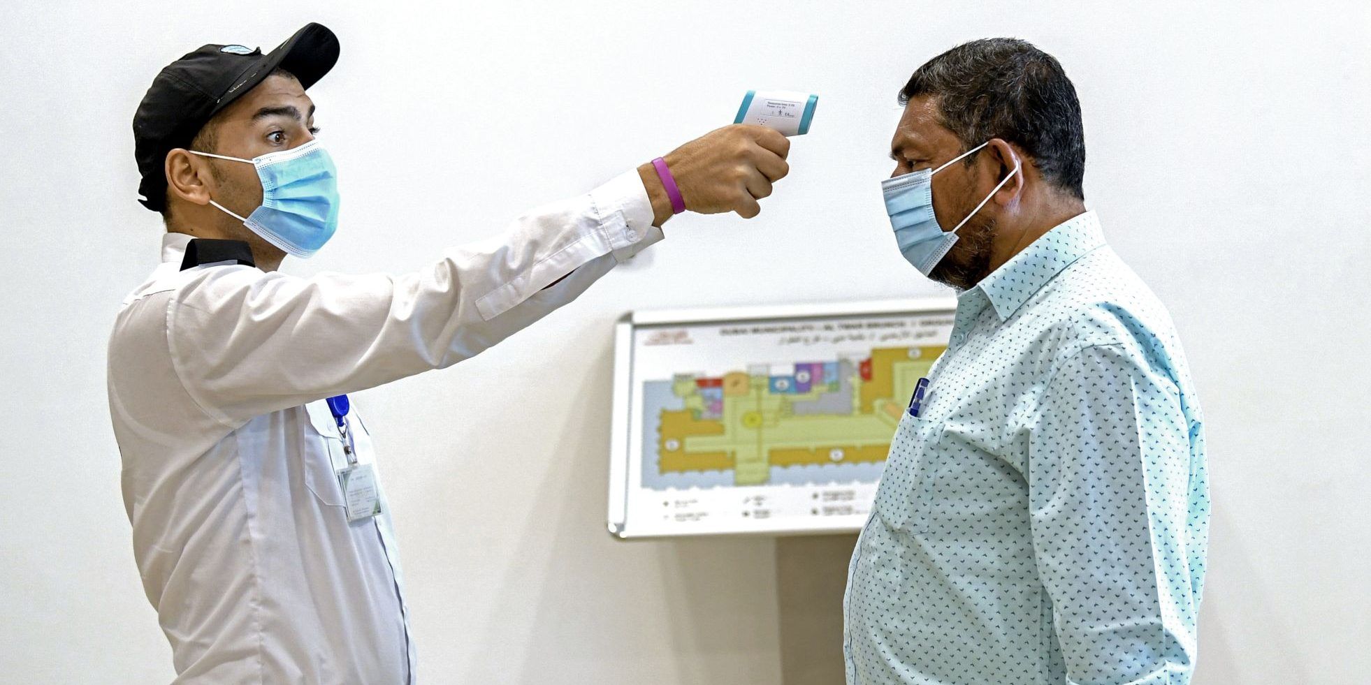 الإمارات: تسجيل 388 إصابة جديدة بكورونا وشفاء 758 حالة