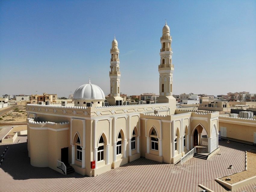 الإمارات تعيد فتح المساجد ودور العبادة بشروط محددة