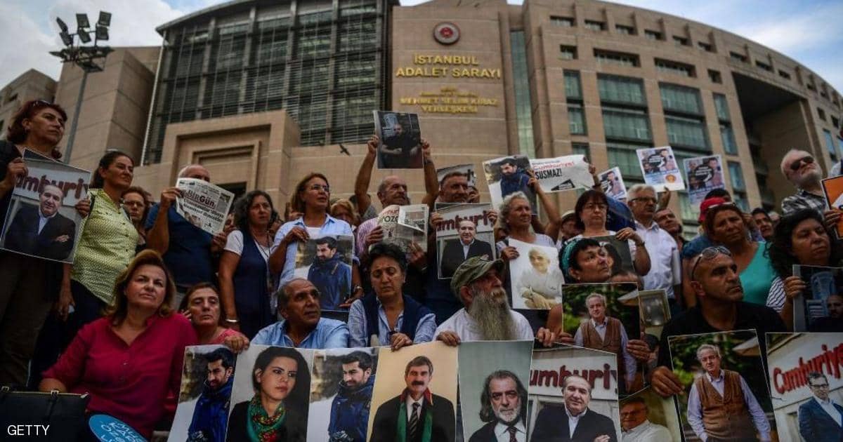 تركيا.. كشف مقتل ضابط مخابرات في ليبيا يهدد صحفيين بالسجن
