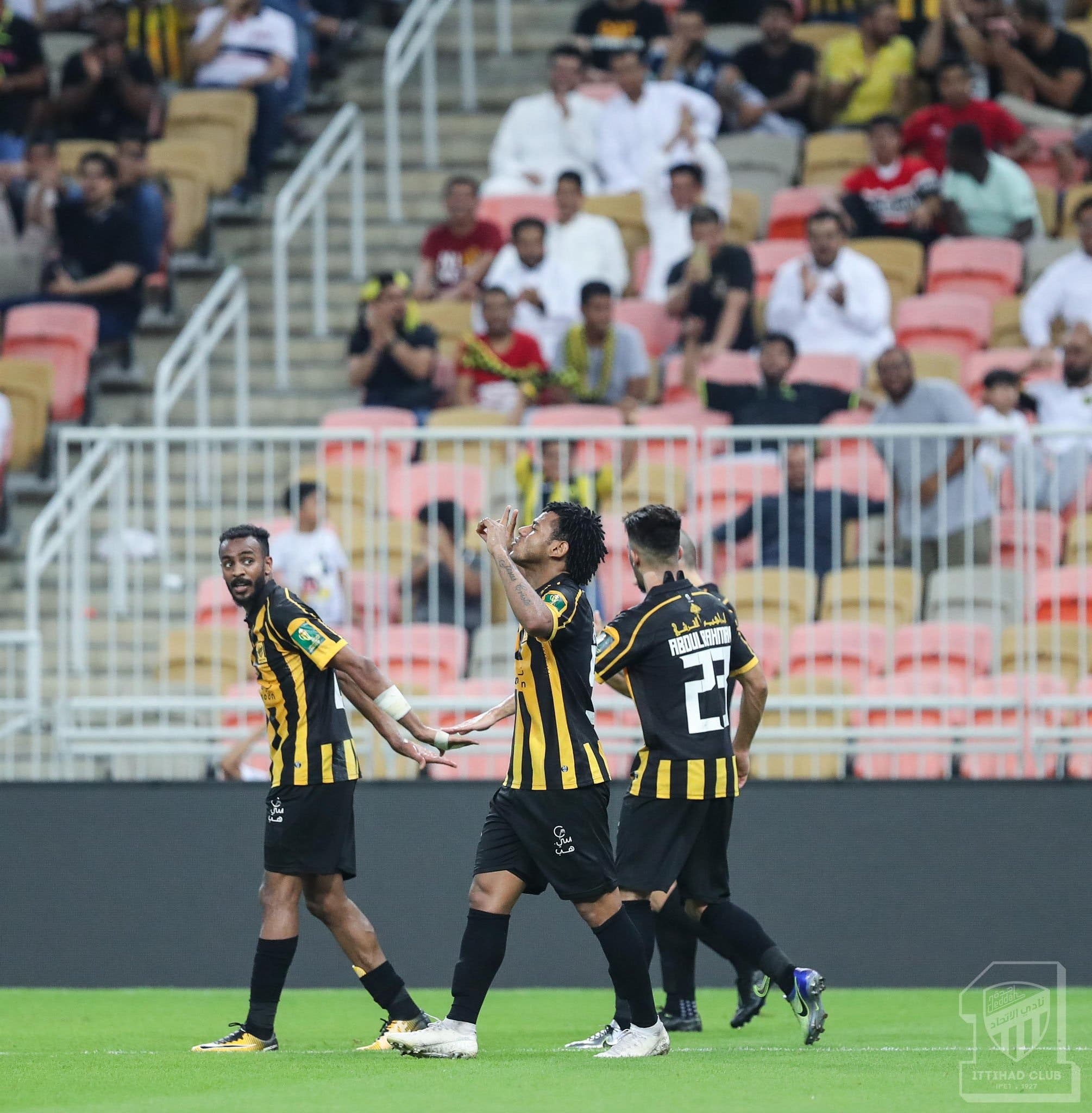 رومارينيو في مباراة ماضية مع الاتحاد