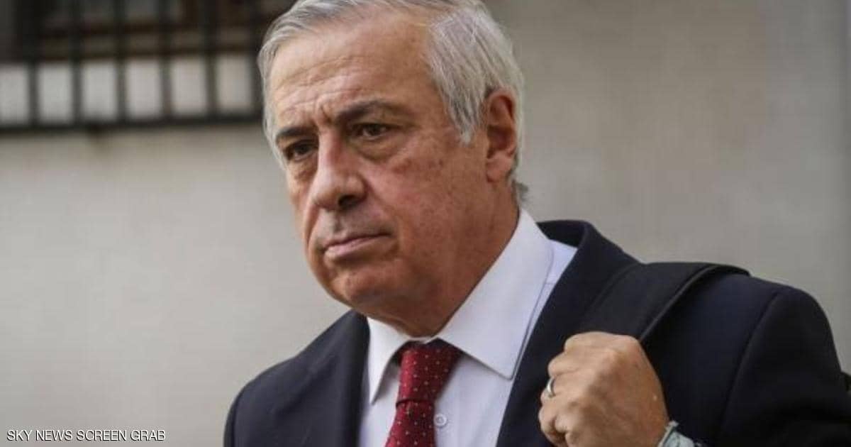 وزير صحة يستقيل بعد “أسوأ يوم” لكورونا