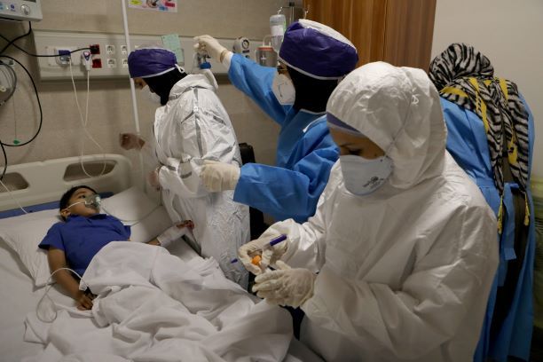235 وفاة جديدة في إيران بفيروس كورونا المستجد في أعلى حصيلة خلال 24 ساعة