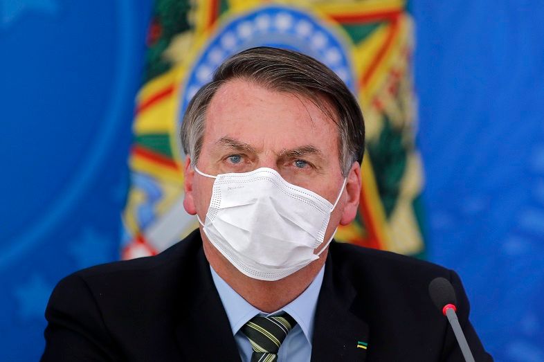 البرازيل.. الرئيس لا يزال مصابا بفيروس كورونا