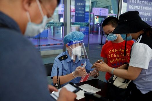 بر الصين الرئيسي يسجل ثلاث حالات إصابة جديدة بكورونا