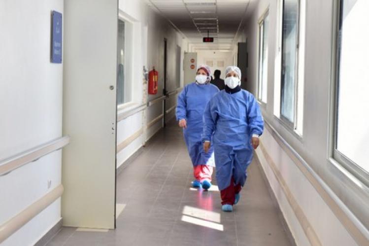 “كورونا” يصيب 154 إطارا صحيا في المغرب