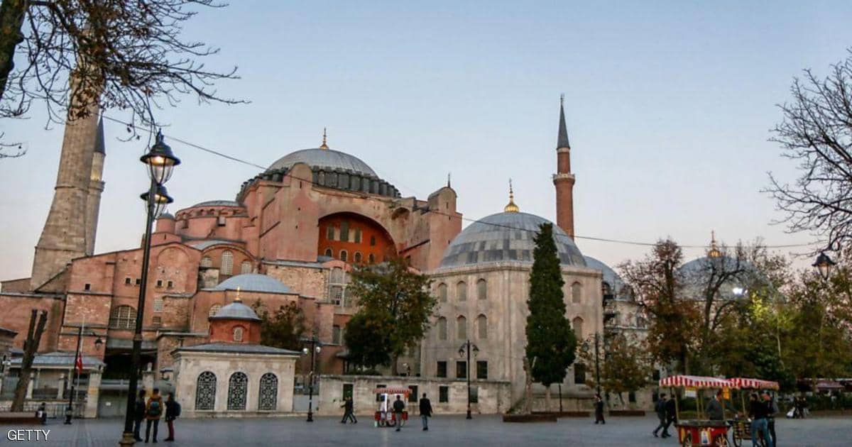 متحف أم مسجد.. جدل “آيا صوفيا” يعود إلى الواجهة في تركيا