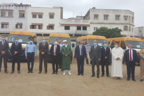 أسطول النقل المدرسي في وزان يتعزز بـ14 سيارة ‬