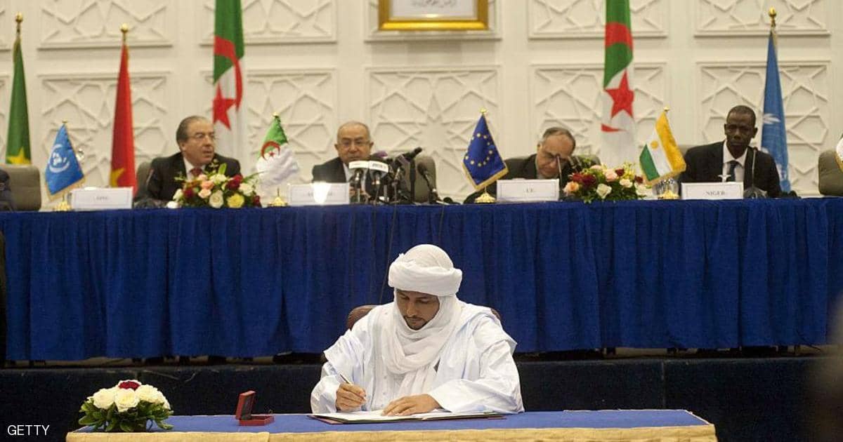 “الحركات الأزوادية” ترحب بتمسك الانقلابيين باتفاق الجزائر