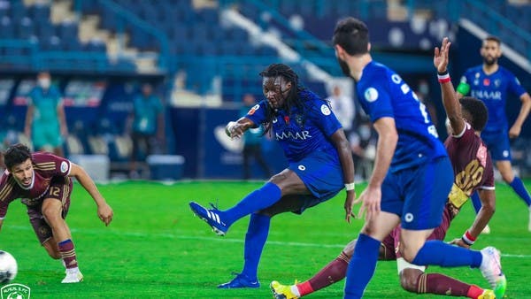 الهلال يتخطى الفيصلي.. وأهلي جدة يسقط أمام ضمك