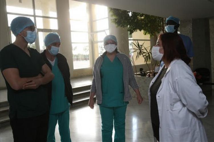طبيب مغربي يفارق الحياة بعد صراع مع “كورونا”