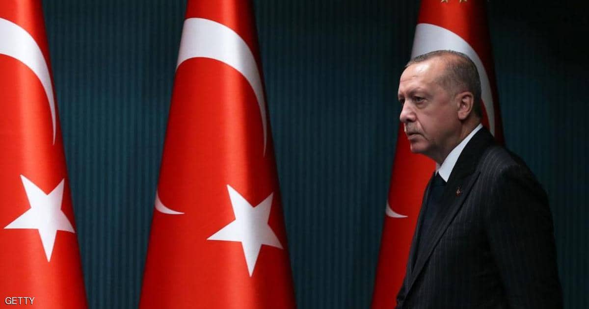 أردوغان يهدد بتمزيق الخرائط.. وسيف العقوبات يقترب من أنقرة