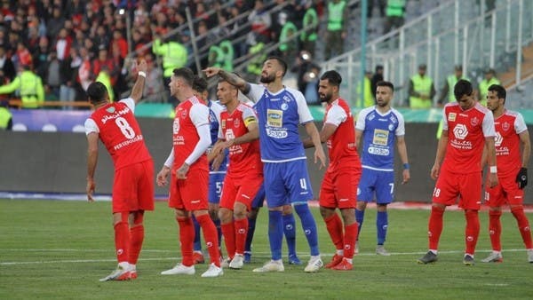 إيران.. منع الأندية من التعاقد مع اللاعبين والمدربين الأجانب