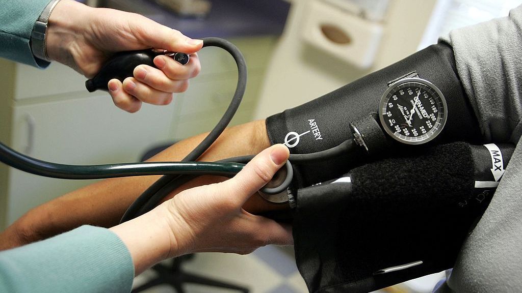 ارتفاع ضغط الدم مرتبط بمشكلة يعاني منها الكثيرون.. هذا ما كشفه العلماء