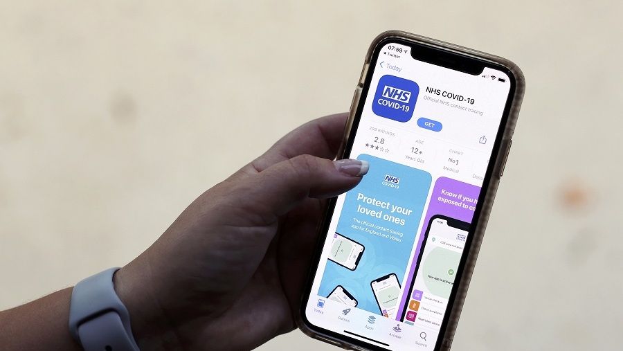 بريطانيا تطلق تطبيقها لتعقب المصابين بفيروس ”كورونا“