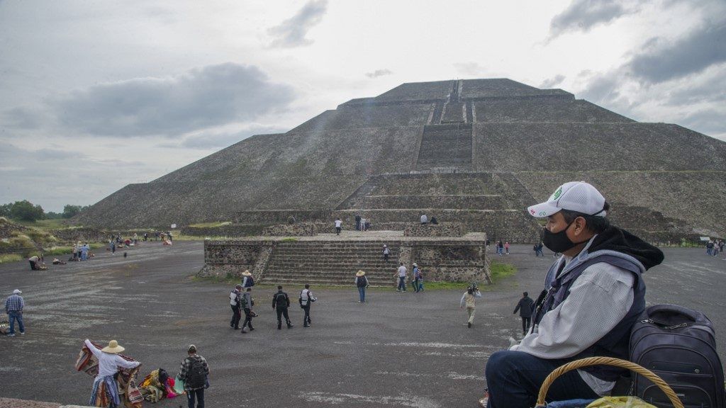 عودة السياح إلى المدينة القديمة في المكسيك