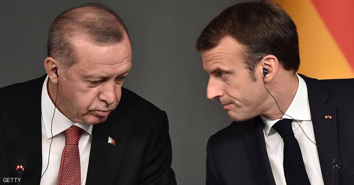 ماكرون يدعو أردوغان للالتزام بوقف التصعيد في المتوسط