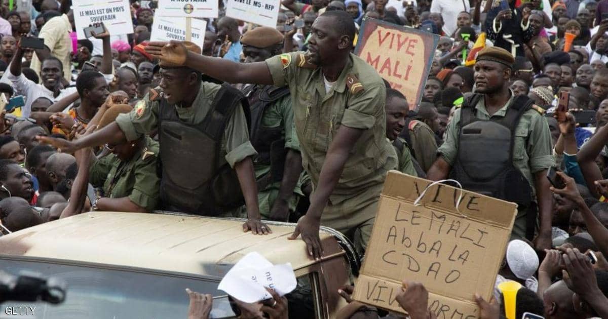 مالي.. دول غرب أفريقيا تريد قيادة مدنية “خلال أيام”