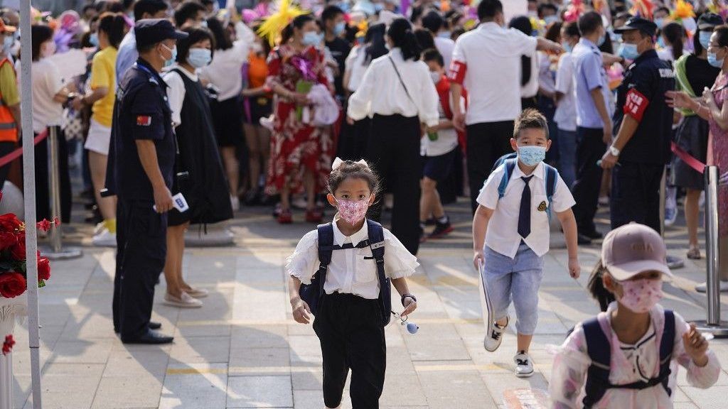 مدينة ووهان الصينية تعيد فتح كافة مدارسها