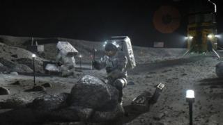ناسا تعلن تفاصيل خطة عودة رواد الفضاء، وبينهم امرأة، إلى سطح القمر