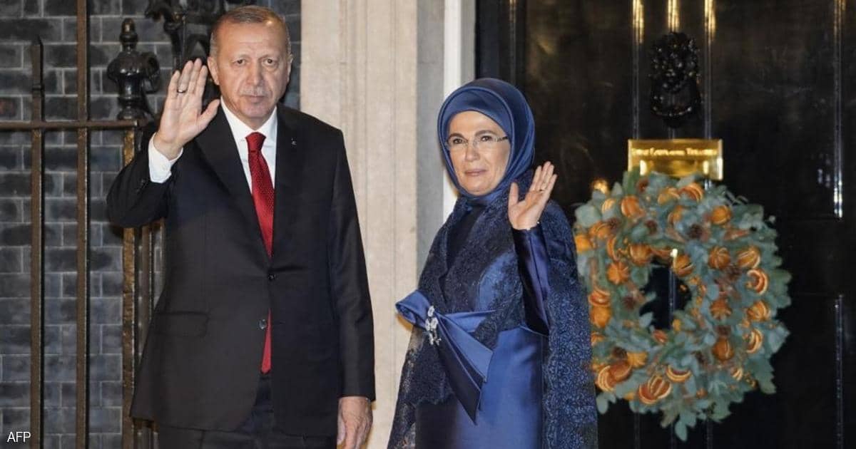 تركيا.. محاكمة صحفي بسبب “عدم مدحه” السيدة الأولى