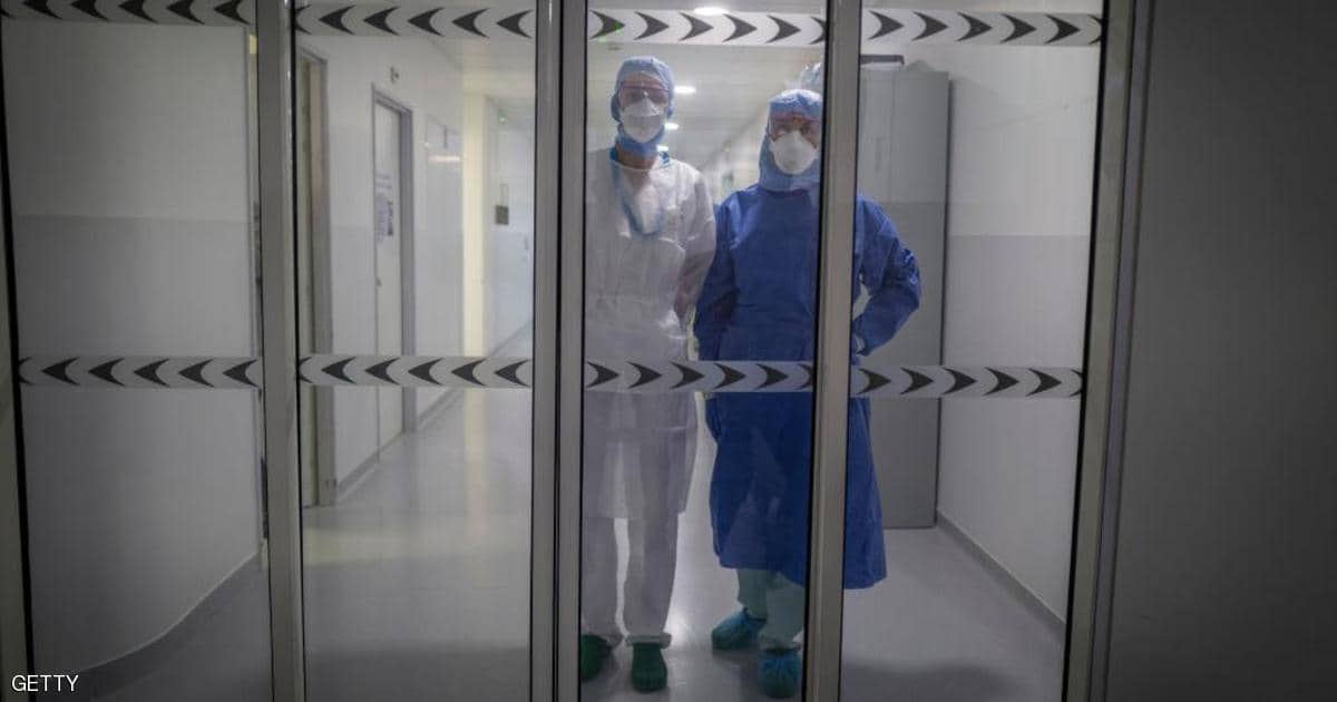طبيب فرنسي يدق ناقوس الخطر: فقدنا السيطرة على كورونا