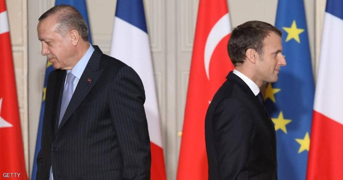 فرنسا تستنكر تصريحات أردوغان “البذيئة” وتستدعي سفيرها