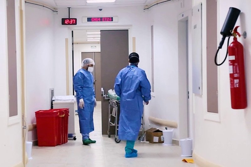 أطباء مستشفى سلا يدقون ناقوس الخطر بشأن حجم وفيات كورونا ‎