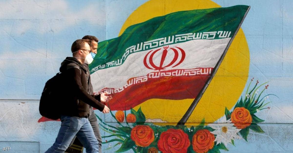 إيران توسع نطاق حظر التجول حفاظا على تراجع كورونا