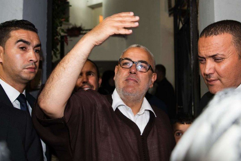 الصمت أمام بنكيران يكرّس حضور الشيخ والمريد في “حزب الإخوان”