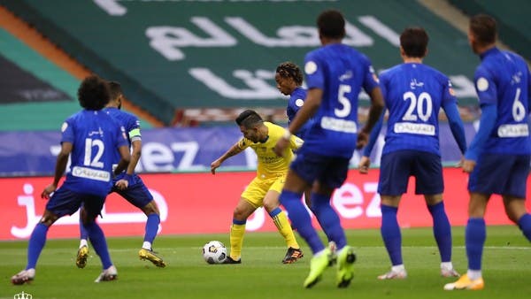 تغريم مجموعة من لاعبي الهلال والنصر لعدم ارتداء الكمامة