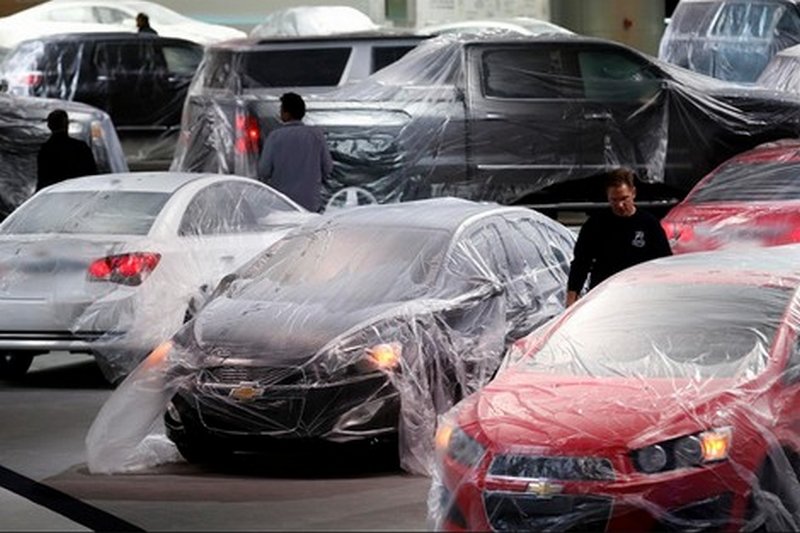 رصيف الصحافة: مغاربة يتحدون “كورونا” باقتناء 8 آلاف سيارة فارهة