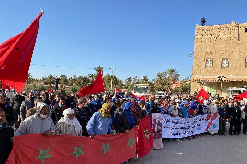 “مسيرة الطاوس” بإقليم الرشيدية تدعم مغربية الصحراء