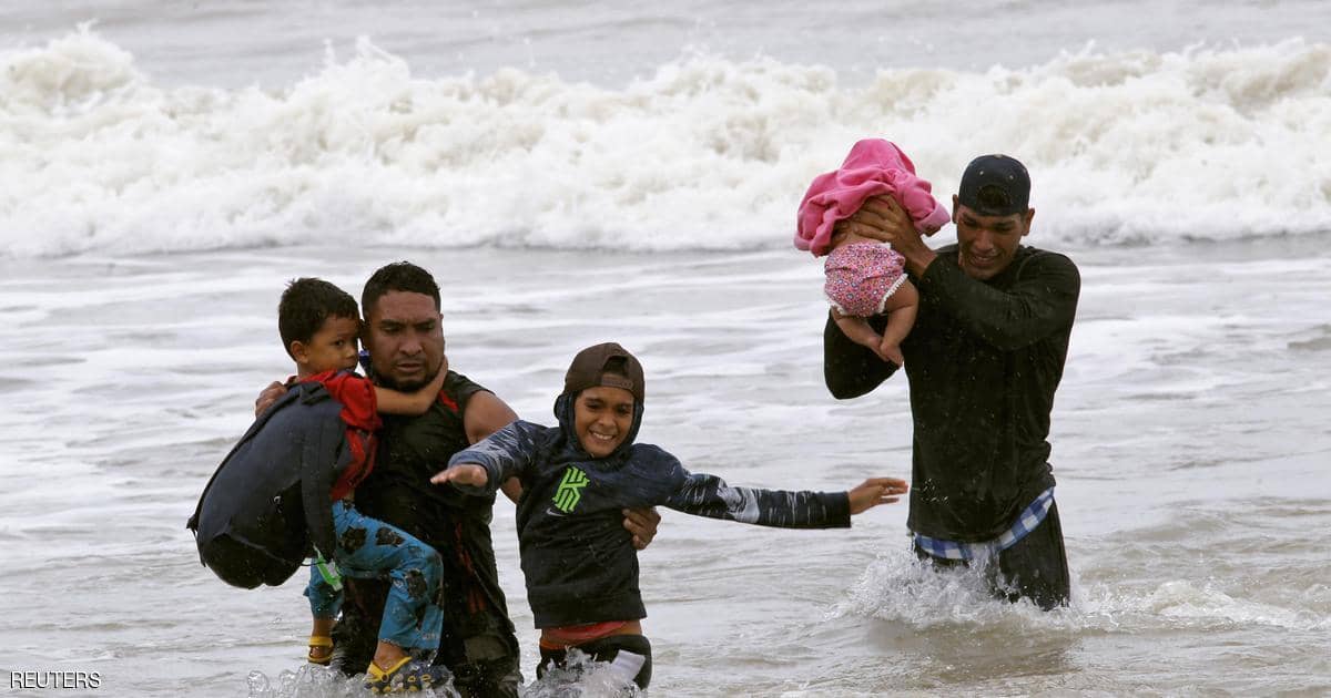مصرع 14 شخصا في غرق مركب مهاجرين قبالة فنزويلا