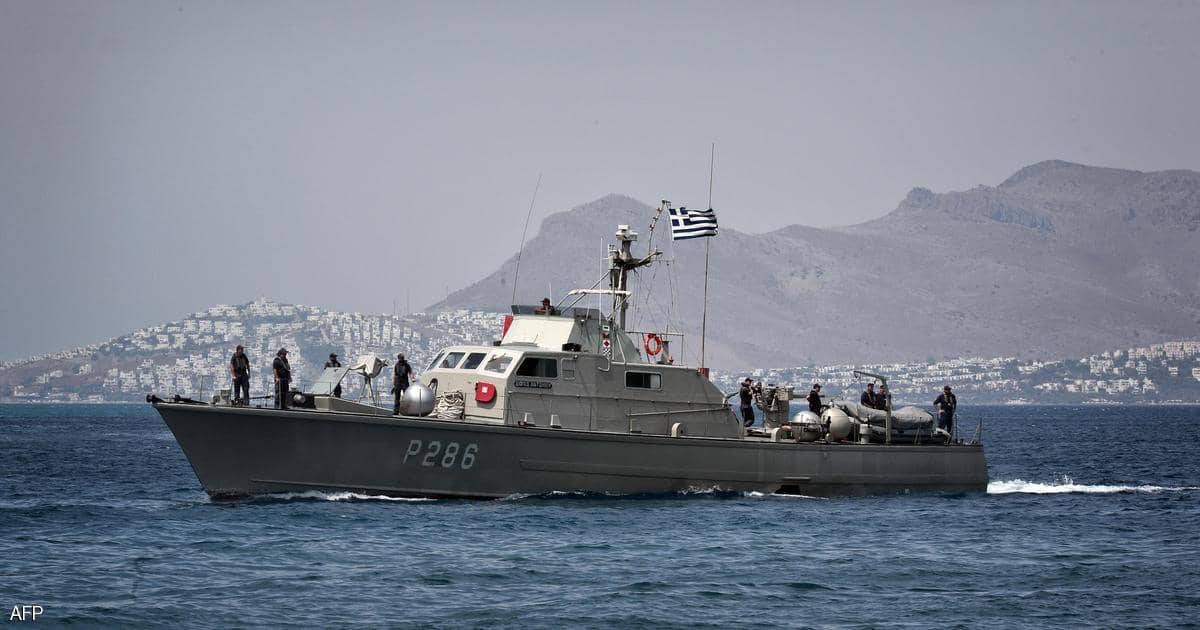 اصطدام سفينتين يونانية وتركية.. وأنقرة تمهد لمناورات عسكرية