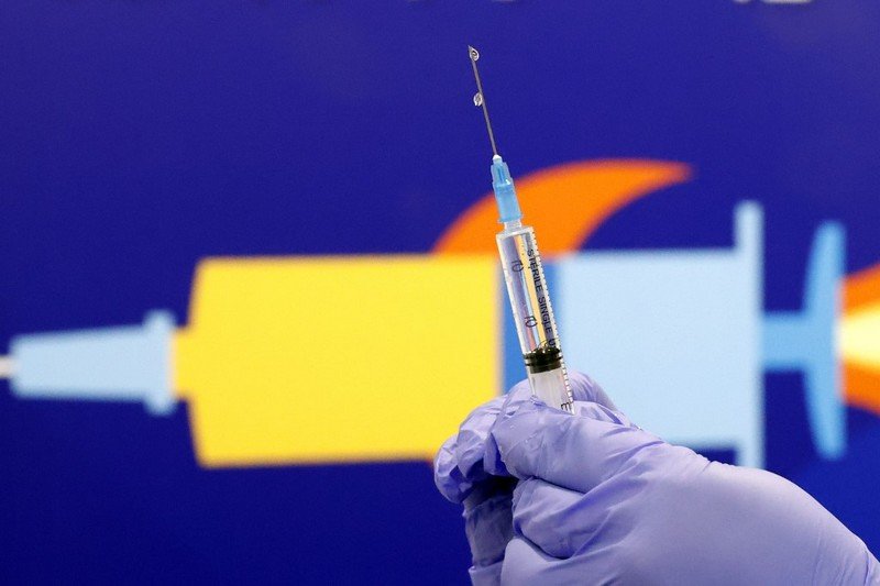 “بيونتيك” تتوقع موعد كميات إضافية للقاح كورونا