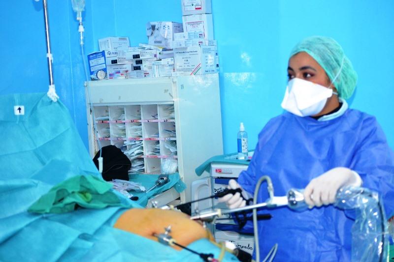 حملة جراحية تستأصل “مرارة الفقراء” في أزيلال