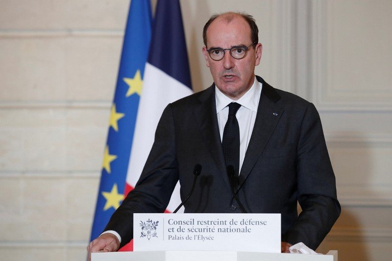 فرنسا تغلق حدودها أمام الدول غير الأوروبية