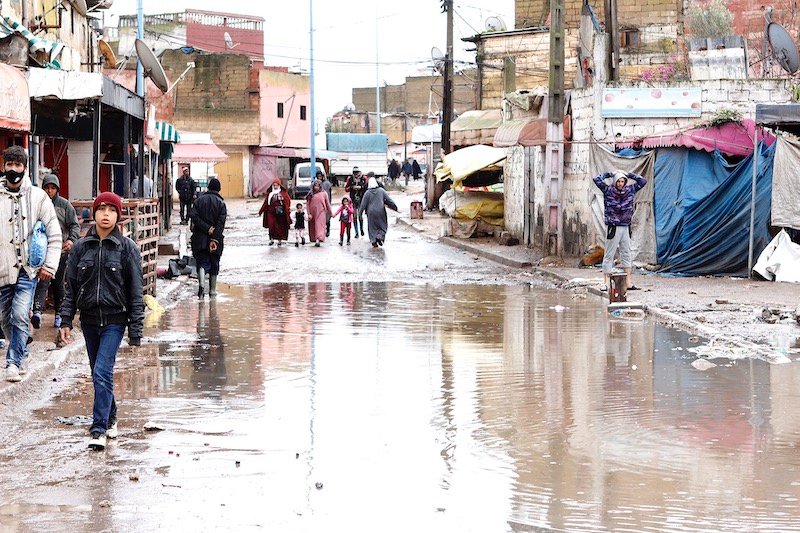 “فيضانات” الدار البيضاء تُعيد مشاكل “التّعمير” إلى الواجهة بالمغرب
